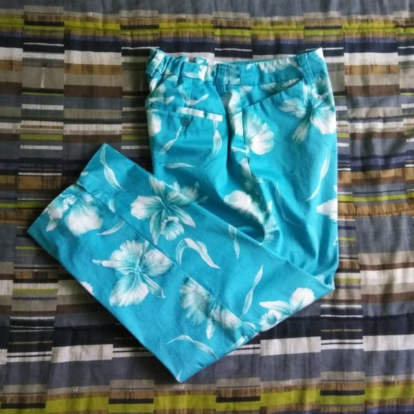 Jones New York Capris - Picture 6 of 9